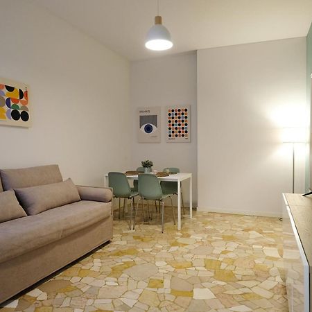 Milano Navigli Apartment - Via Tortona Εξωτερικό φωτογραφία